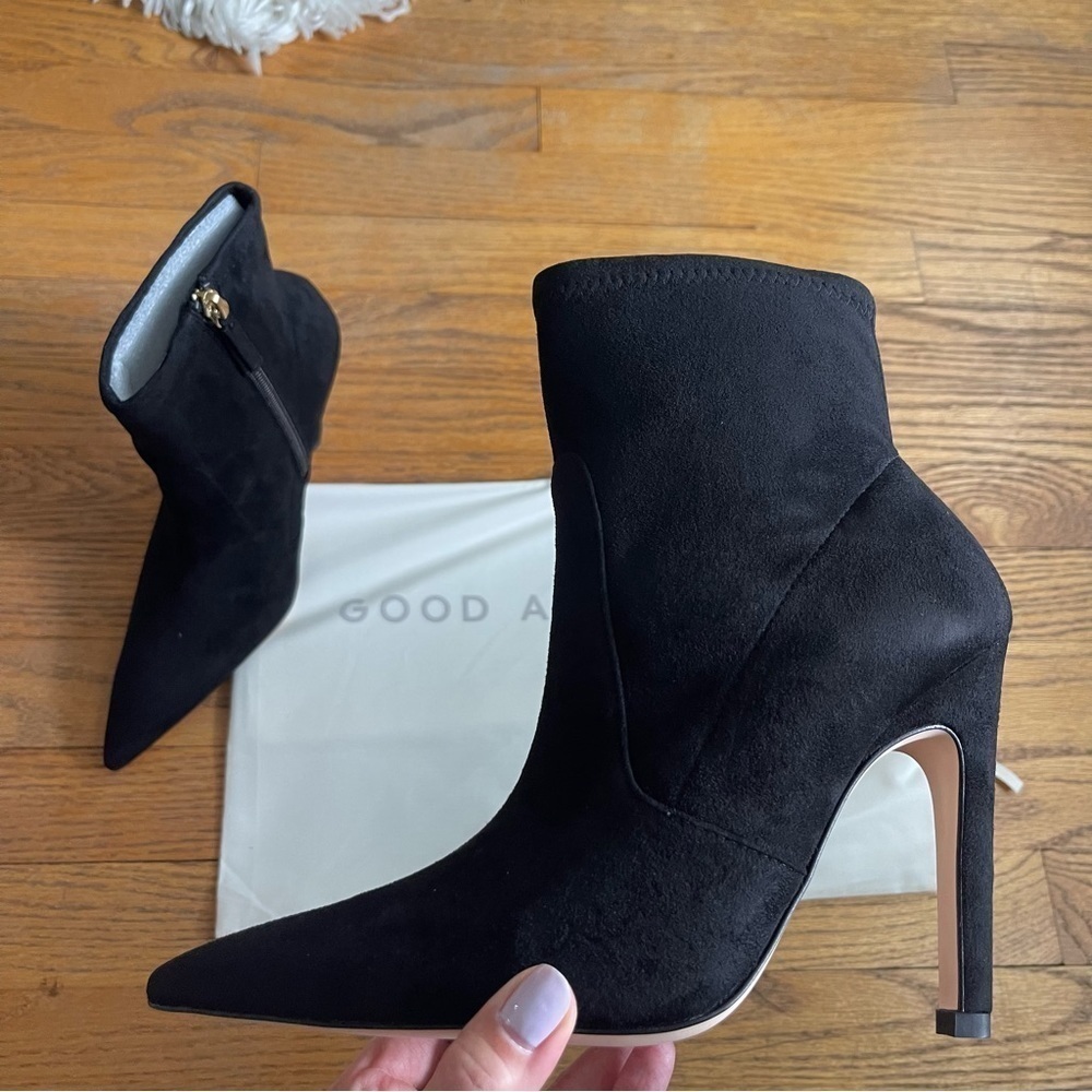NEW Good American Black Suede Ankle Booties GA007K-E Size 5.5 NWT
